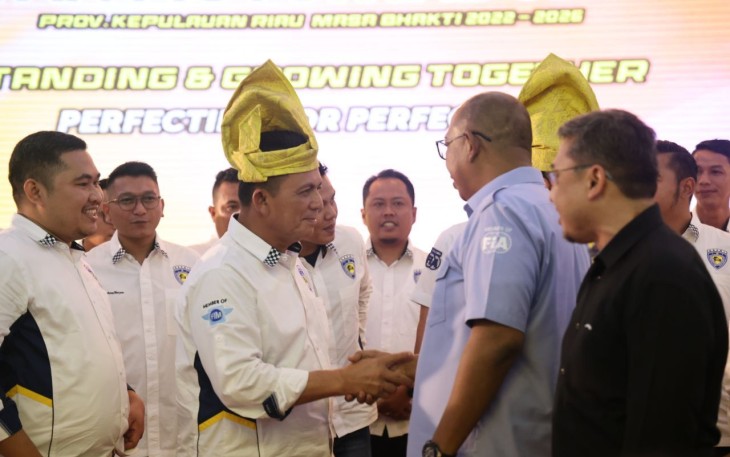 Gubernur Ansar saat Hadiri Pelantikan Pengurus IMI Kepri