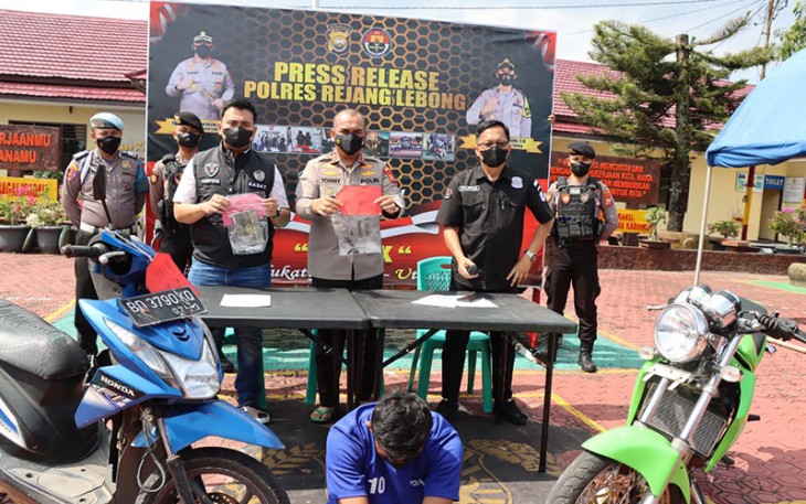 Polres Rejang Lebong saat Konferensi Pers Tersangka dan Barang Bukti