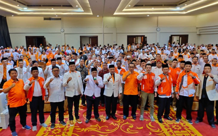 Presiden PKS Ahmad Syaikhu hadir disambut ratusan kader PKS di Malang Raya, Sabtu 12 November 2022. 