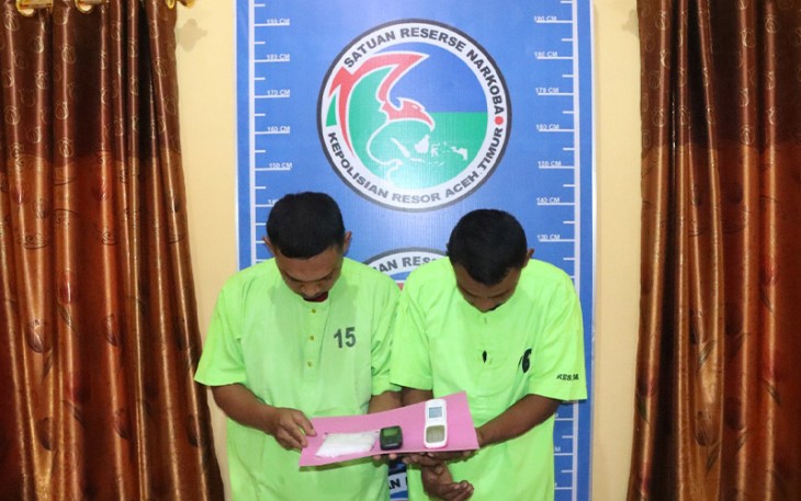 Tersangka dan barang bukti saat diamankan