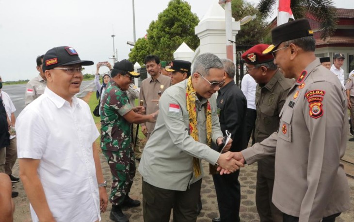 Wakapolda dampingi Gubernur Bengkulu saat Sambut Kunjungan Wamentan Harvick