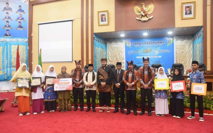 Parlemetaria DPRD Kota Padang Panjang.