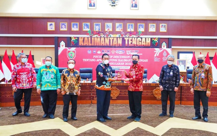 Focus Group Discussion (FGD) tentang APBD Provinsi Kalimantan Tengah Tahun Anggaran (TA) 2022 yang dilaksanakan di Aula Jayang Tingang, Kantor Gubernur Kalimantan Tengah, pada Jumat (5/8/2022). 