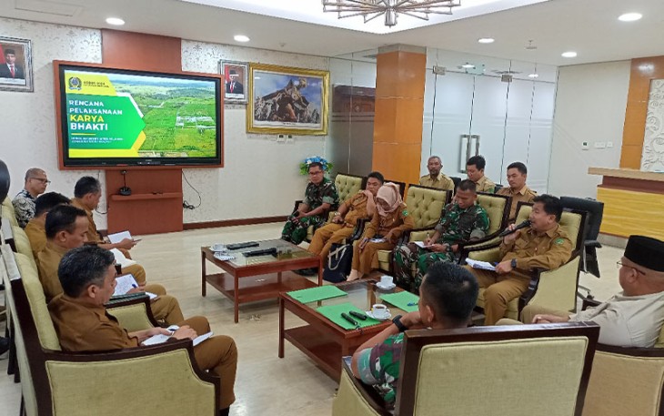 Letkol Inf Jeffry Satria saat Paparkan Rencana Pelaksanaan Karya Bhakti