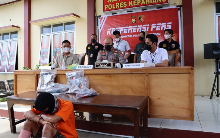 Tersangka saat diamankan