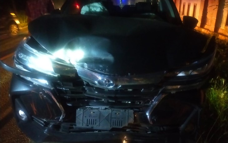 Laka Lantas, kondisi mobil rusak di bagian depan