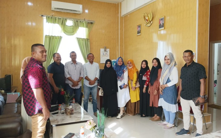 Tenaga Kesehatan Bakti di Aceh Timur saat Audiensi ke Kantor DPRK