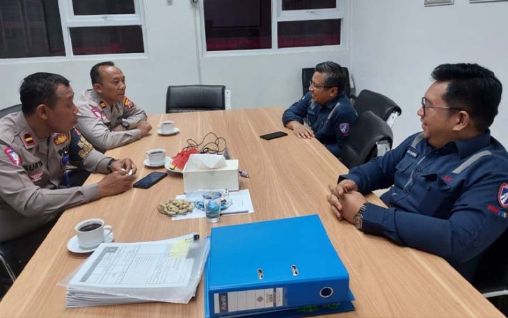 Anggota Polres Bengkulu Tengah saat Tingkatkan Koordinasi Antar Instansi