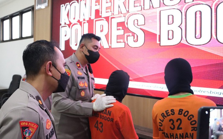 Tersangka saat diamankan