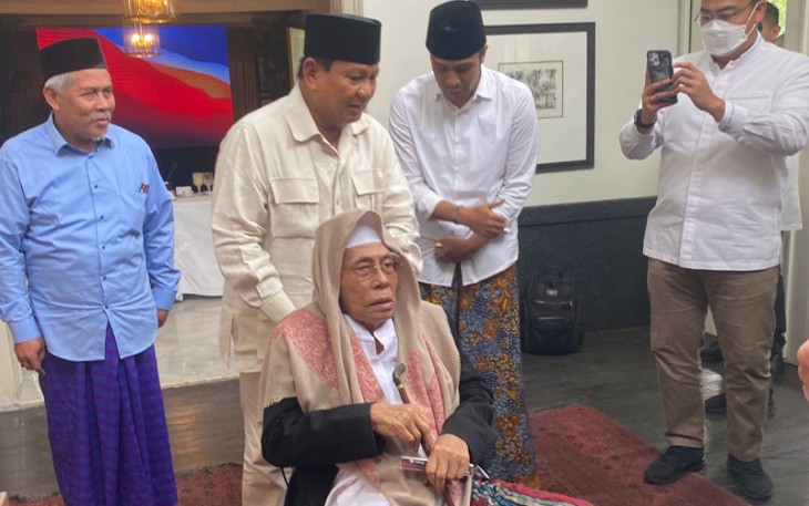 Prabowo Subianto saat Temui Ulama-Kiai Kondang Jatim