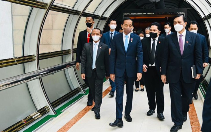 Presiden RI Ir H Joko Widodo saat berkunjung ke Korsel bertemu para CEO di Lotte Hotel, Seoul. Foto@Twitter Jokowi