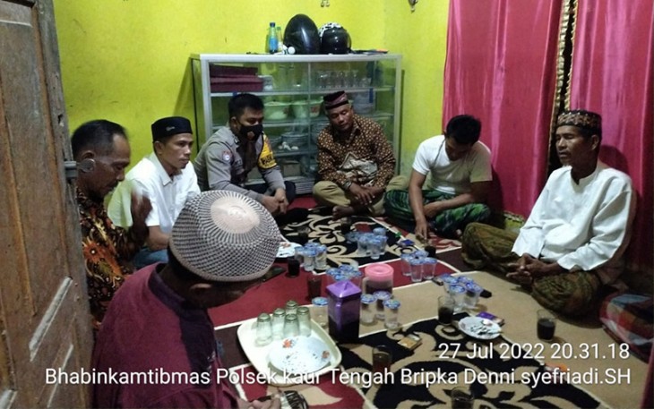 Warga bertikai saat dimediasi Pilar Desa