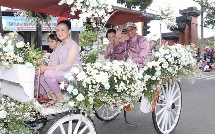 Dandim 0806/Trenggalek saat Ikuti Prosesi Kirab Kerakyatan Hari Jadi Ke-828 Kabupaten Trenggalek
