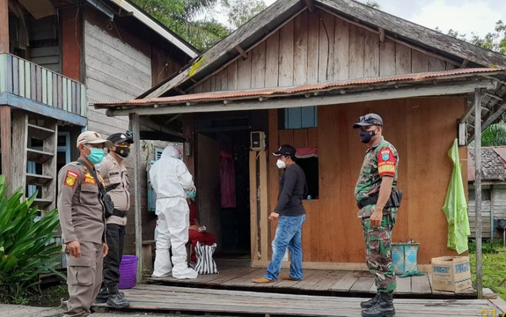 Tim Satgas Kelurahan Kampuri Tracing Warga Terpapar Covid-19 