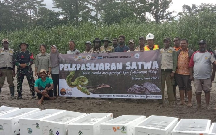 Danramil 1710-03/Kuala Kencana Hadir Sekaligus Pengamanan Kegiatan Pelepasliaran Satwa
