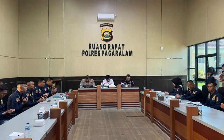 Ditresnarkoba Polda Sumsel saat berkunjung ke Polres Pagaralam