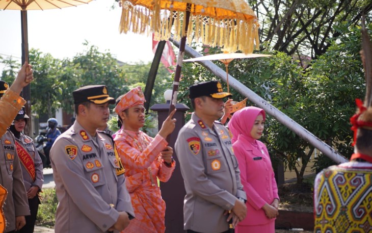 Kapolda Kalbar saat Kunker ke Polres Singkawang