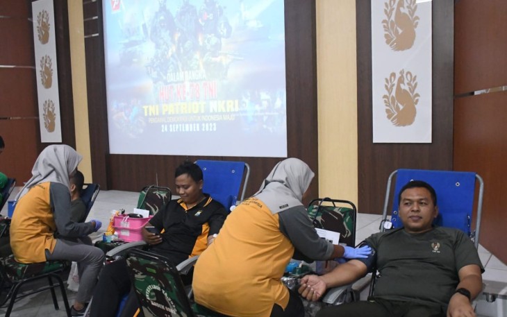 Bakti Sosial Kesehatan HUT Ke-78 TNI di Madiun