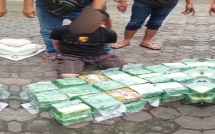 Pelaku dan Barang Bukti Saat Diamankan 