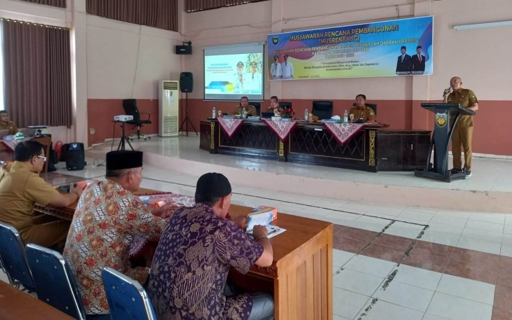 Bupati Bengkulu Selatan Gusnan Mulyadi  