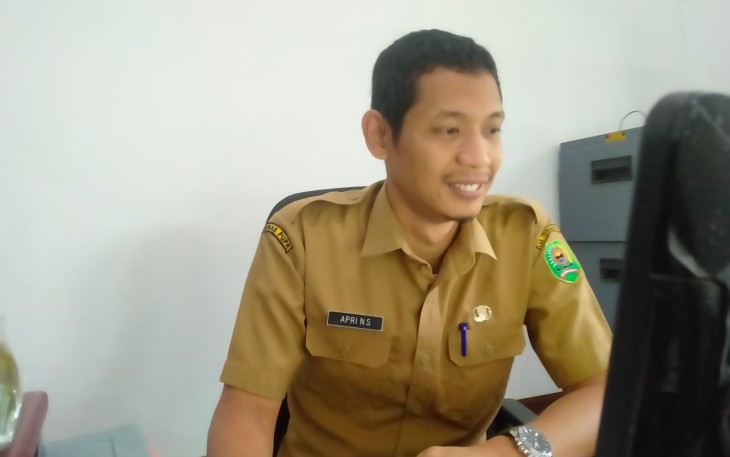 Kabid Drainase, Persampahan, Air Limbah dan Pengembangan Permukiman, Apri Anang Setiawan, ST, Dinas PUPR Kabupaten Trenggalek, saat dikonfirmasi diruang kerjanya, Selasa (28/3/2023).
