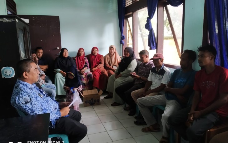 Anggota BAI Mendampingi Masyarakat Untuk Menyampaikan Aspirasi Kepada Camat Darul Aman  