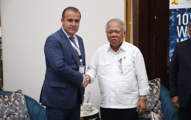 Menteri Basuki dalam Pertemuan Bilateral dengan Delegasi Tajikistan, Jumat (13/10/2023). 