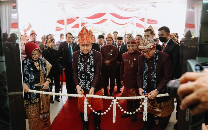 Pj Gubernur Agus Fatoni Resmikan Mall Pelayanan Publik Kabupaten Muara Enim
