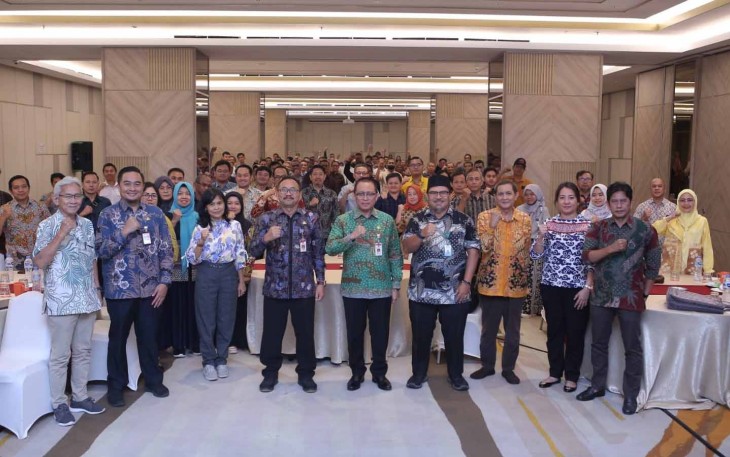 Foto Bersama usai acara