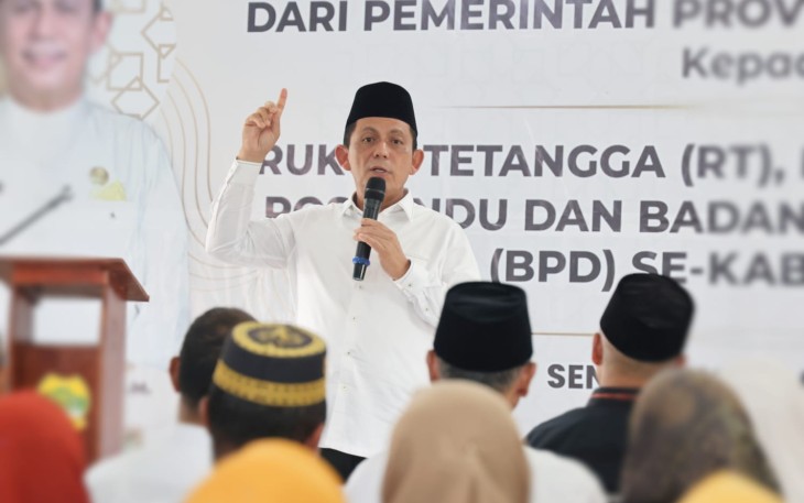 Gubernur Ansar saat berada di Desa Penuba, Kabupaten Lingga, Sabtu (1/4/2023).