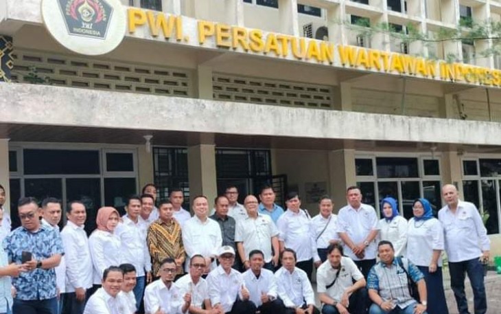 Foto Bersama usai acara