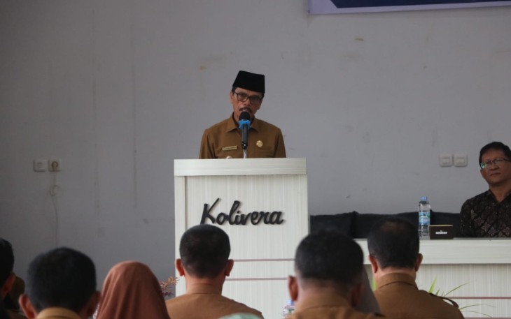Bupati Limapuluh Kota Safaruddin, saat membuka secara resmi kegiatan Bimtek Kompetensi Pengadaan Barang dan Jasa bagi 50 ASN di lingkungan Pemkab Limapuluh Kota.
