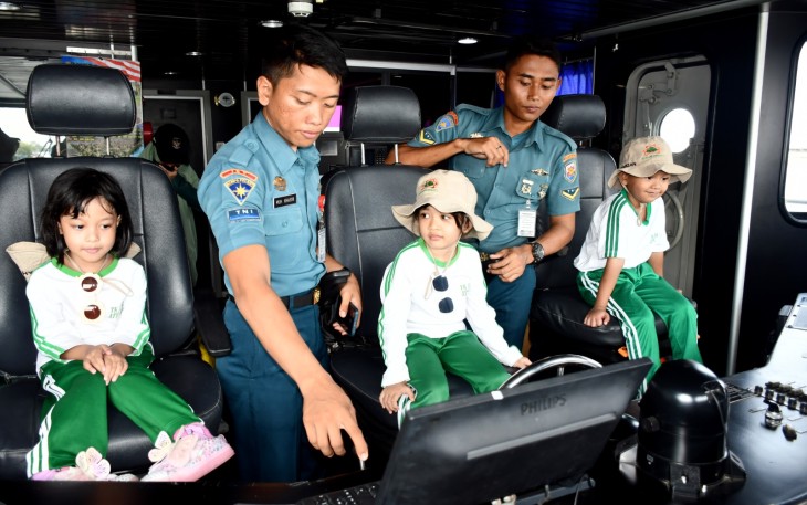 Lantamal VI Makassar Gencarkan Program Wisata Angkatan Laut kepada Anak Usia Dini