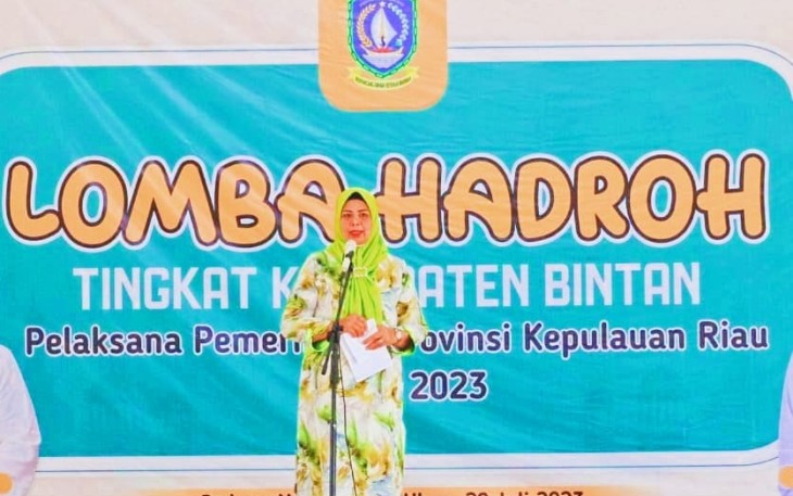 Hj Dewi Kumalasari Ansar saat Buka Lomba Hadrah Tingkat Kabupaten Bintan Tahun 2023