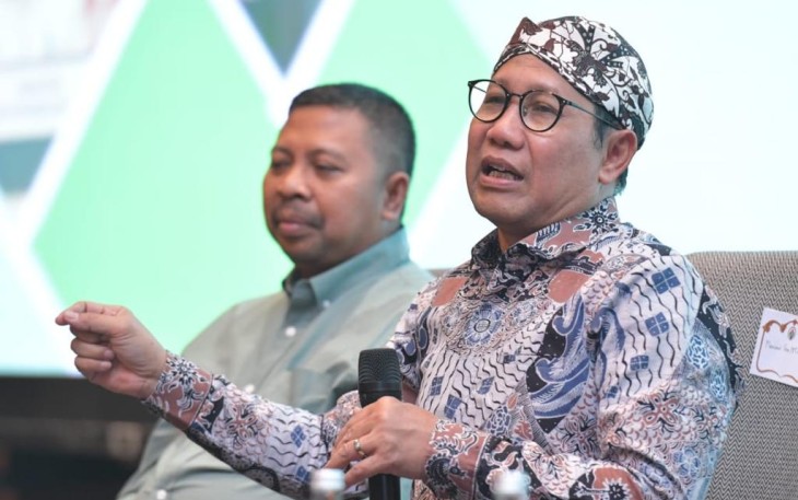 Mendes PDTT Abdul Halim Iskandar saat memberikan pengarahan dalam Training of Trainer (ToT) Peningkatan Partisipasi Pegiat Desa dalam Pembangunan dan Pemberdayaan Masyarakat Desa tahun 2023 di Surabaya, Sabtu (22/7/2023).