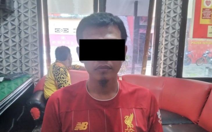 Tersangka saat diamankan