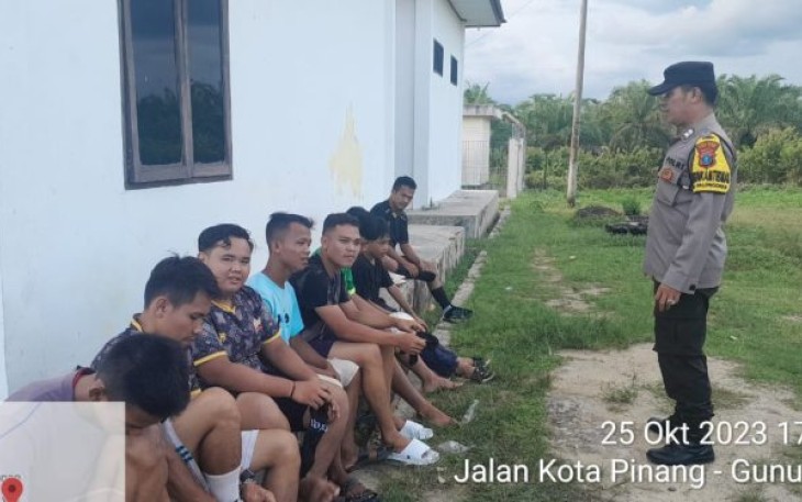 Polsek Padang Bolak Ajak Pemuda Giatkan Olahraga, Hindari Narkoba.