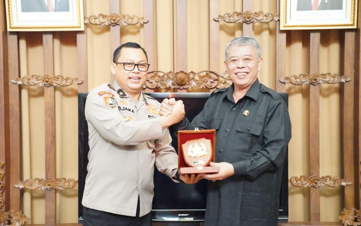 Peserta Didik PKDN Sespimti Polri silahturahmi ke Ketua DPRD Jatim