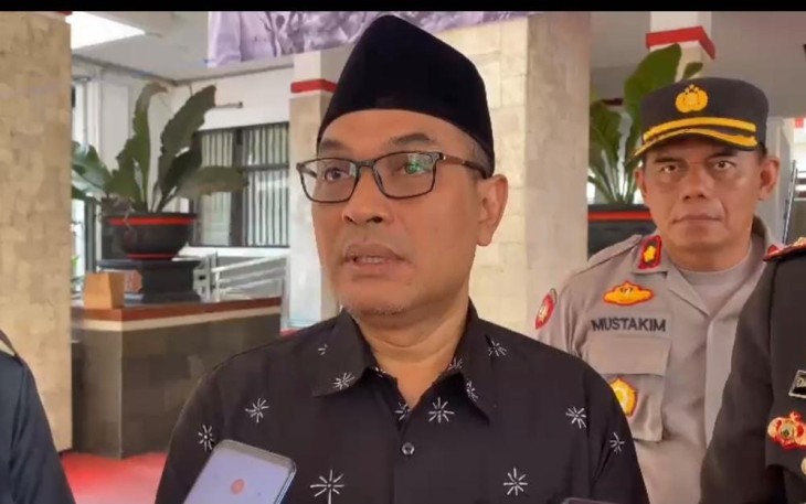 Ketua KPU Kota Blitar Choirul Umam