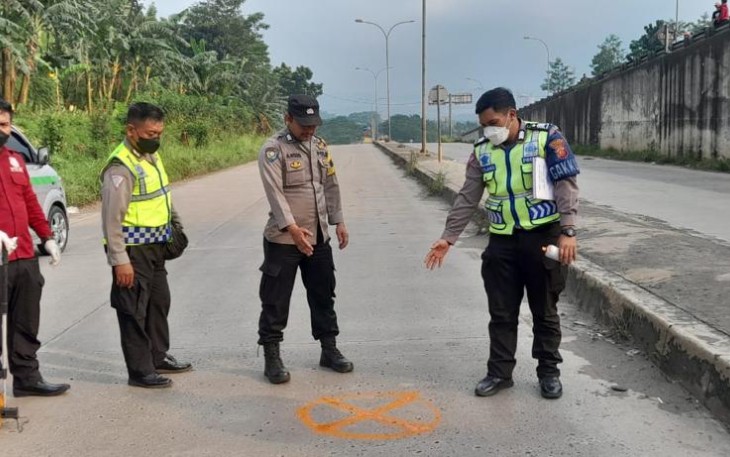 Polisi saat Olah TKP 