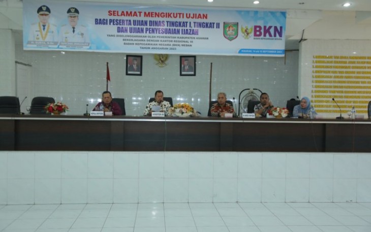 Asisten Administrasi Umum Buka Ujian Dinas dan Ujian Penyesuian Ijazah di Lingkungan Pemkab Asahan