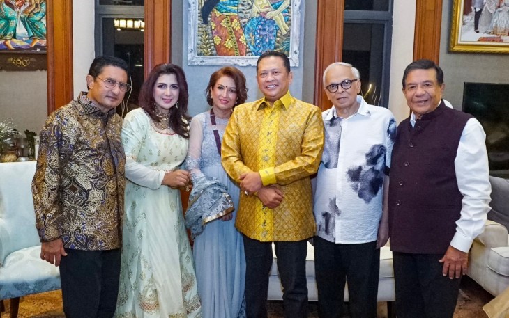 Ketua MPR RI sekaligus Wakil Ketua Umum Partai Golkar Bambang Soesatyo menghadiri perayaan Diwali (Deepavali) yang diselenggarakan oleh keluarga besar Harjani