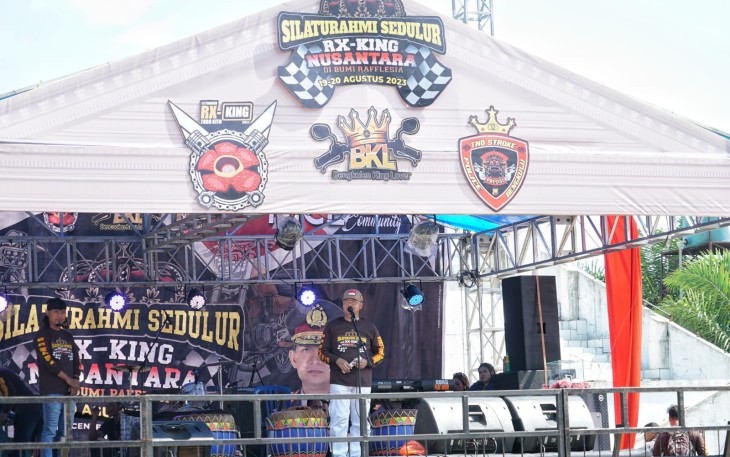 Gubernur Rohidin Berharap Silaturahmi Sedulur RX King Nusantara Jadi Pionir Tertib Berlalu Lintas