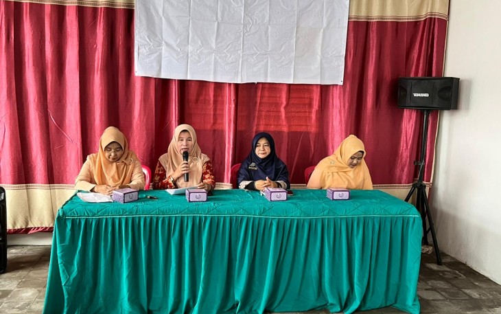 Dharma Wanita Persatuan Kabupaten Limapuluh Kota mengadakan pertemuan rutin bulanan yang diisi dengan Taushiyah di Aula Kantor PPK Kabupaten Limapuluh Kota, Payakumbuh.