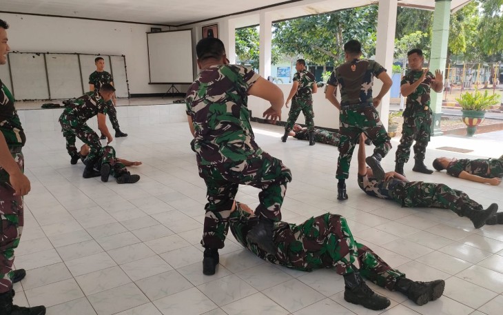 Kodim 0801/Pacitan Bekali Prajuritnya Dengan Latihan Beladiri Taktis