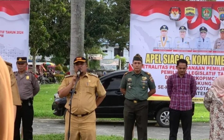 Camat Kota Kisaran Timur Pimpin Apel Siaga Dan Komitmen Bersama Netralitas Pelaksanaan Pemilihan Umum Tahun 2024 Kecamatan Kota Kisaran Timur