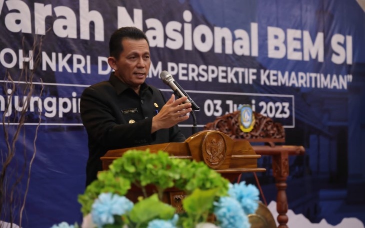 Gubernur Ansar Buka Musyawarah Nasional BEM SI