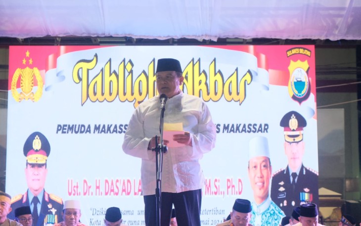 Kapolda Sulsel Irjen Pol Drs. Setyo Boedi Moempoeni Harso, S.H., M.Hum