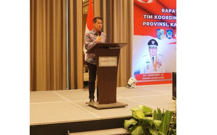 Wawali Hengky Honandar Hadiri Rapat Koordinasi Dan Evaluasi Penanggulangan Kemiskinan