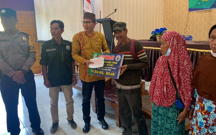 55 KPM Hari Ini Menerima Kucuran Dana BLT-DD dari Pemdes Desa Tebat Monok 